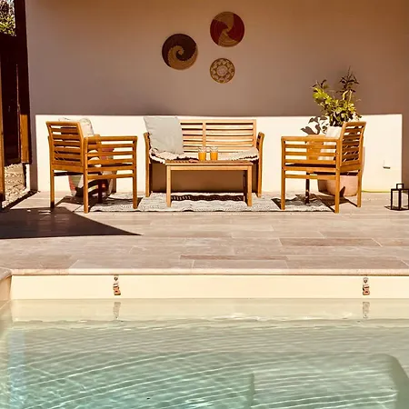 Chez Isa Et Bruno Отель типа 