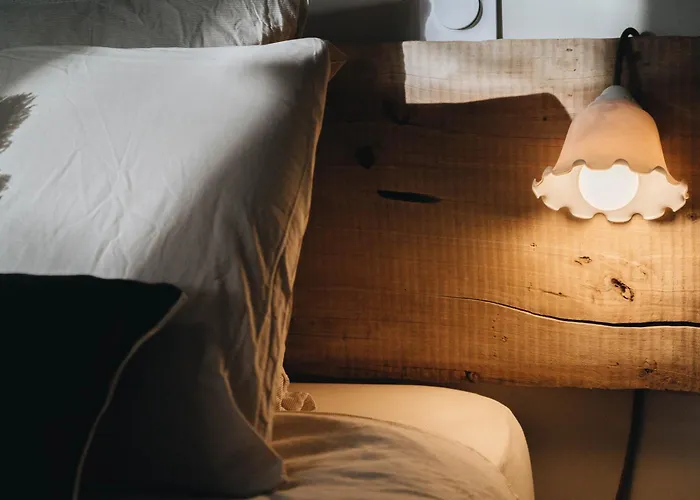 Chez Isa Et Bruno Bed and breakfast Eymet