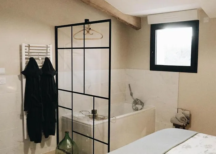 Chez Isa Et Bruno Bed and breakfast *