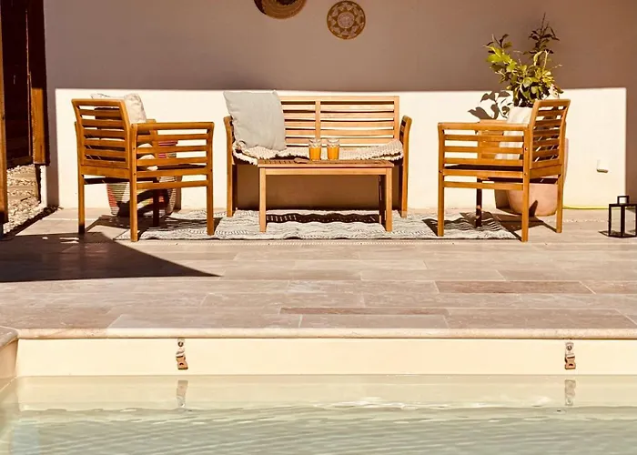 Chez Isa Et Bruno Bed and breakfast