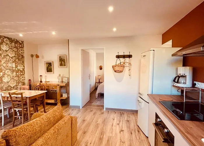 Chez Isa Et Bruno Bed and breakfast